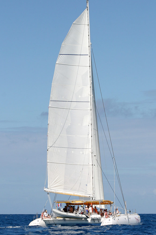 catamaran 70 foot